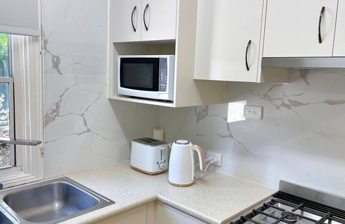 East Tamworth Apartment | Leafy Lodge - Secluded retreat in East Tamworth