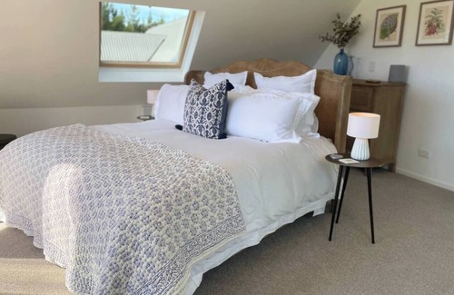 Clyde Bed & Breakfast | Leaning Rock Suite Kaihanu Lodge | Luxury B&B nr Clyde