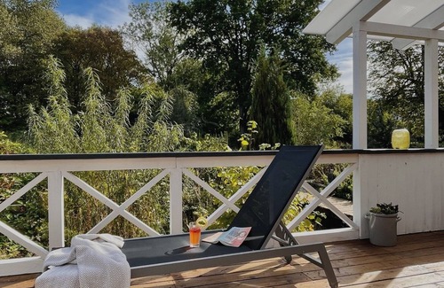 Althemmoor House | Leben am See. Kleines, Feines Ferienhaus auf Naturgrundstück Direkt am See