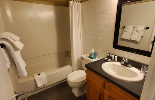 White Mills Hotel | Ledges Hotel