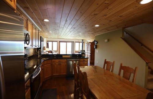 Campton House | Ledgewood 11, Estates