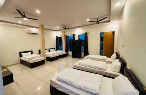 Bail Parao Hotel | Lee corbett Resort