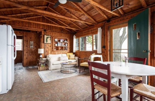 Suttons Bay Cabin | Lee Point Classic Cabins on West Bay with Hot Tub