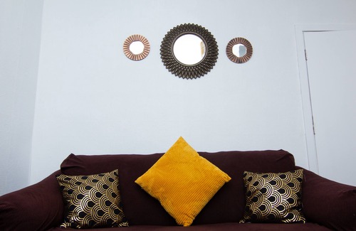 Leeds House | Leeds City Centre House Sleeps 8 Comfortably