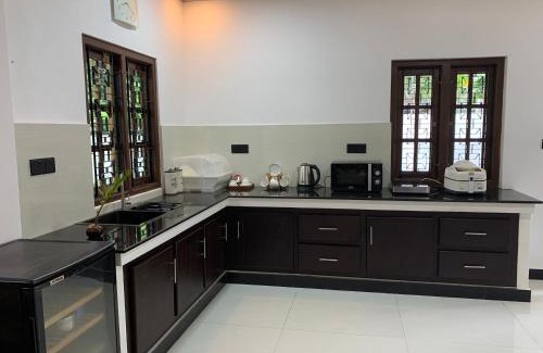 Manmunai North Villa | Leena Holiday Home