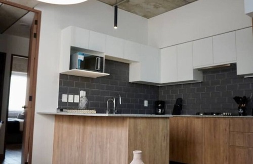 Lafayette Apartment | LEF 505 American Zone