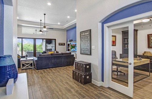 Spring Branch House | Legends at Canyon Lake - Private hot tub and outdoor entertaining area!