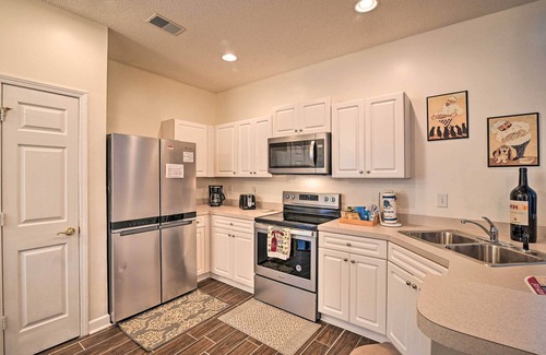 Red Hill House | Legends Golf & Resort Townhouse: Resort Amenities!