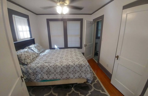 Tallahassee House | Legislative Session Downtown Upstairs Guesthouse