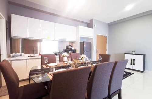 Nusajaya Apartment | Legoland Medini 7pax @ JB City Homestay