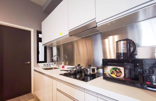 Nusajaya Apartment | Legoland Medini 7pax @ JB City Homestay