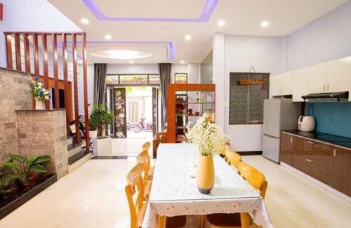 Phuong 15 House | Leila House - DaNang Central - 3BRs - Free Airport Shuttle