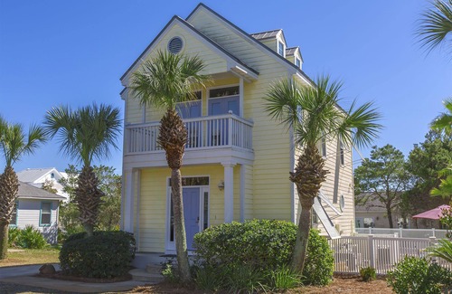 Clipper Cove House | Lemon Fish - Crystal Beach Cottages, Heated Private + Community Pool!