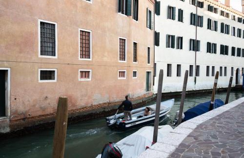 Castello Apartment | Lemon House
