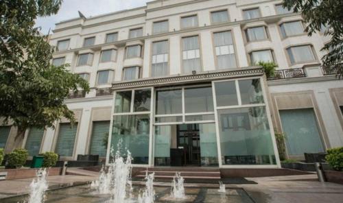 Sector 29 Hotel | Lemon Tree Premier 2, Sector 29 Gurugram