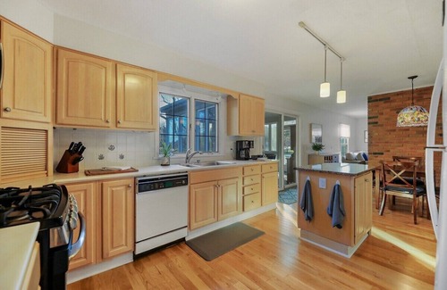 Lenox House | Lenox Grand Colonial with Pool by Evergreen Home