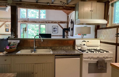 Lenox House | Lenox /Stockbridge Charming Home
