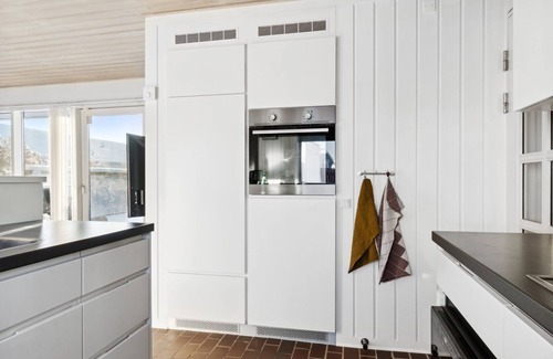 Rødhus House | "Leny" - 900m from the sea by Interhome