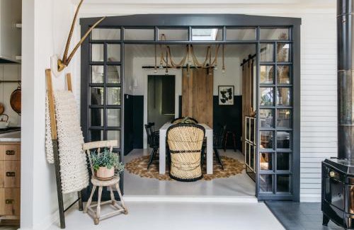 Union Pier House | Leo Cottage by Juniper Holiday + Home