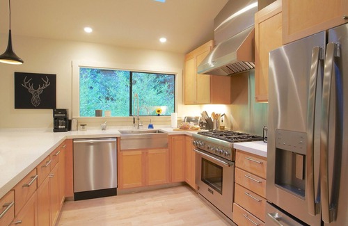 Cazadero House | Leo's Lodge ~ Poolside Retreat, Private yet close to Town!