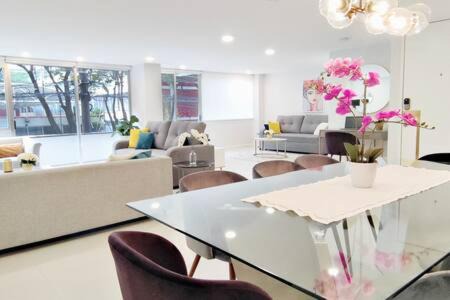 Miguel Hidalgo Apartment | Leonora MaiaHome-Amplio apt en Polanco a pasos de Masaryk 3BD + 3BT