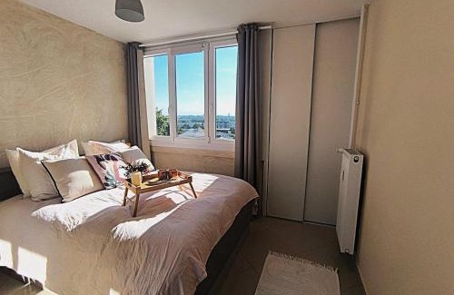 Mons-en-Baroeul Apartment | LeRelaisdOdile-Idéal Pro & Famille-Proche Métro-Fort de Mons