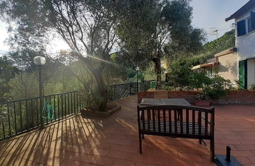 Lerici House | Lerici typical cottage on the hills