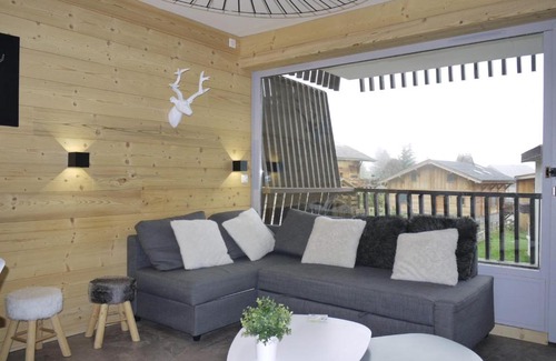 Les Deux Alpes Apartment | Les 2 Alpes - Charmant apt rénové 2 chambres, balcon, proche pistes - FR-1-546-32