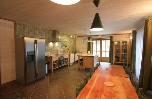 Le Bourg-d'Oisans Ski Chalet | LES 2 ALPES/VENOSC : Le GRILL ★ Family or group vacations.