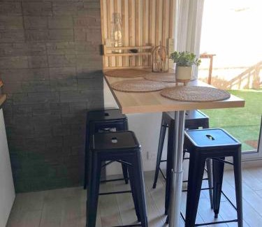 Carry-le-Rouet Apartment | Les Alizes Apartment Beachfront
