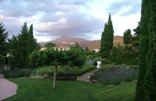 Malaucene Villa | Les Alouettes Hikers, Bikers and Wine Lovers Paradise