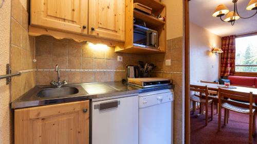 Doucy-Combelouviere Apartment | les arcades a37 4 pers