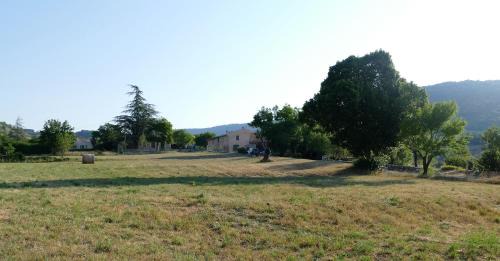 La Rochegiron Bed & Breakfast | Les bois rouges