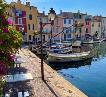 Martigues Apartment | Les Bruyères