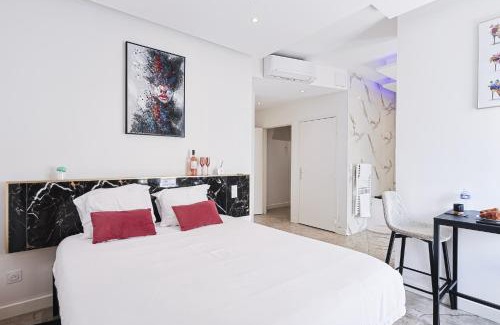 Villette Gare Apartment | LES BULLES DE MONA - Lila - Spa - Clim