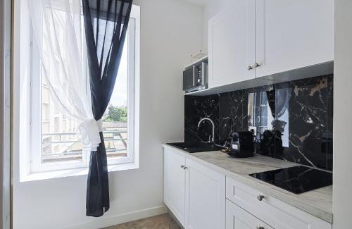 Villette Gare Apartment | LES BULLES DE MONA - Lila - Spa - Clim