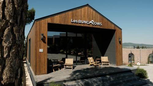 Torbali Hotel | Les Bungalows