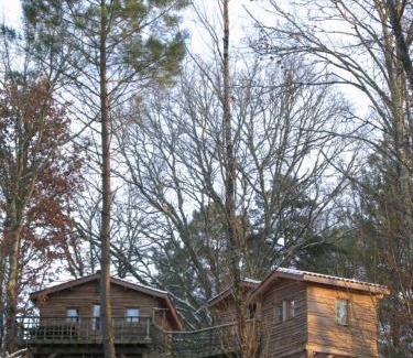 Urval House | Les Cabanes du Tertre