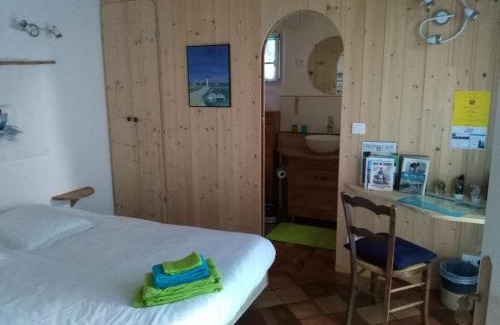 Sainte-Marie-de-Re Bed & Breakfast | Les Chênes Bleus