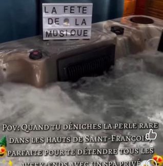 Saint-Denis Ski Chalet | Les Chalets de marie 2 - Vue mer, Jacuzzi SPA privatif dans le chalets Sans vis à vis