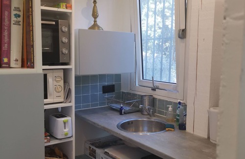 Saint-Saturnin-les-Apt Cottage | les Colombes 70 m² vue Luberon, Pres Village, Dans la Garrigue, Piscine Chauffée