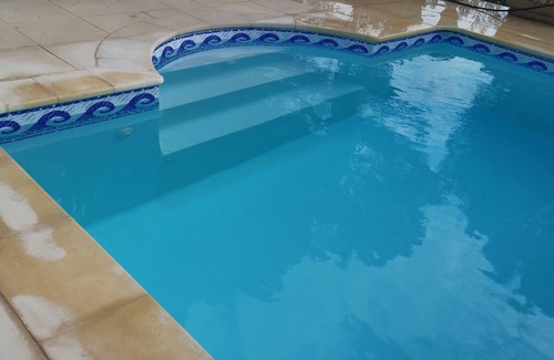 Saint-Saturnin-les-Apt Cottage | les Colombes 70 m² vue Luberon, Pres Village, Dans la Garrigue, Piscine Chauffée