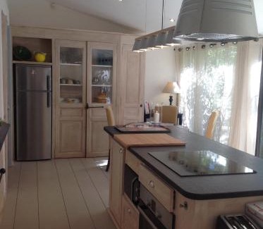 Lagnes House | Les Colombes