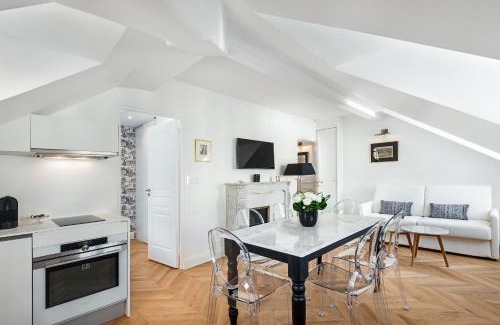 Notre-Dame Apartment | Les Demoiselles à Versailles - Au Pied du Château
