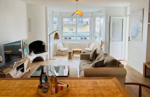 Blonville-sur-Mer Apartment | Les Embruns. Beautiful, bright and comfortable apartment 10 minutes from Deauville.