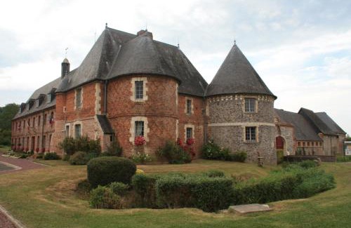 Criel-sur-Mer Apartment | Les Embruns studio ancien corps de ferme plage