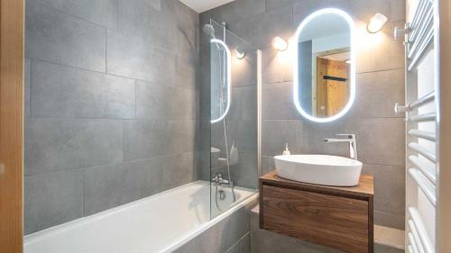 Saint-Sorlin-d'Arves Apartment | Les Fermes de Saint Sorlin H 103 - 2P6