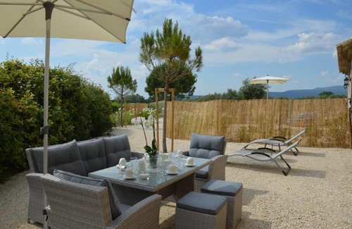 Oppede House | Les Gîtes Du Clos D'Olea
