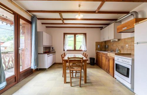 Aillon-le-Jerune Ski Chalet | Les Gîtes Le pas de l'ours