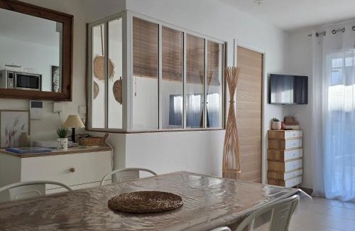 Valras-Plage Apartment | "Les Galets Blancs" Neuf classé 3 étoiles
